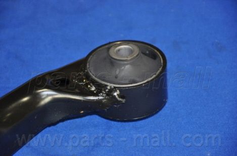 Рычаг подвески правый PXCAA021LR PARTS MALL PXCAA021LR